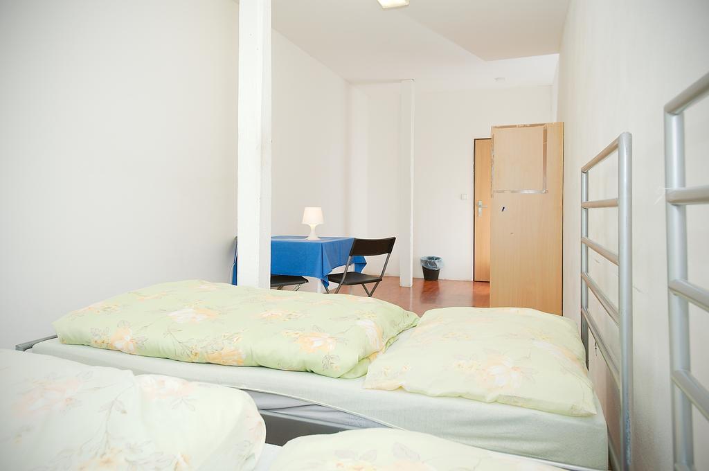 Abex Hostel Praga Zewnętrze zdjęcie